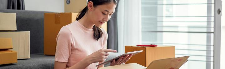 TikTok podpowiada, Amazon sprzedaje. Nowa logika piękna